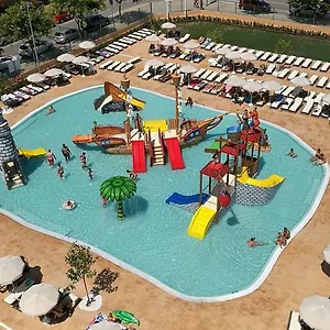 Отель Sorra Daurada Splash, Мальграт-де-Мар